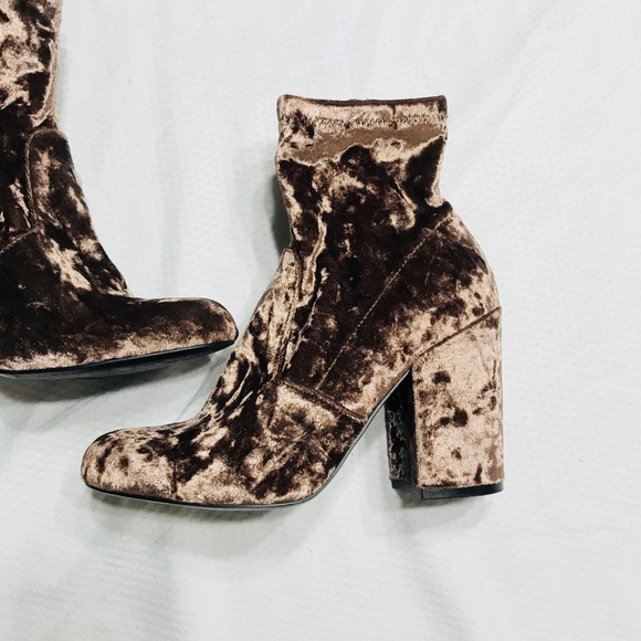 Steve Madden gaze velvet boots - Picture 3 of 9